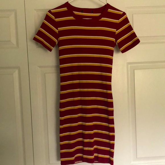 Forever 21 Dresses & Skirts - Striped Ribbed Dress!
